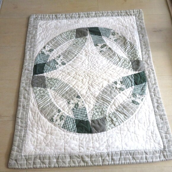 Hand Quilted Patchwork Pillow Sham Green White Wedding Ring Design Cotton Fabric - Picture 2 of 10